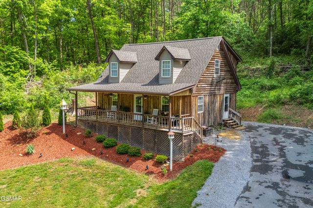 2881 Maples Branch Road, Sevierville, TN 37876