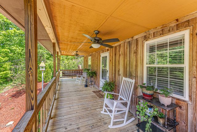 2881 Maples Branch Road, Sevierville, TN 37876