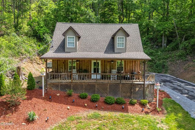 2881 Maples Branch Road, Sevierville, TN 37876