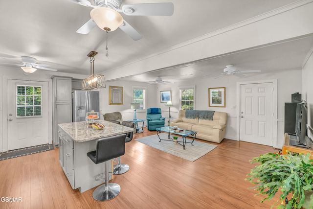 2881 Maples Branch Road, Sevierville, TN 37876