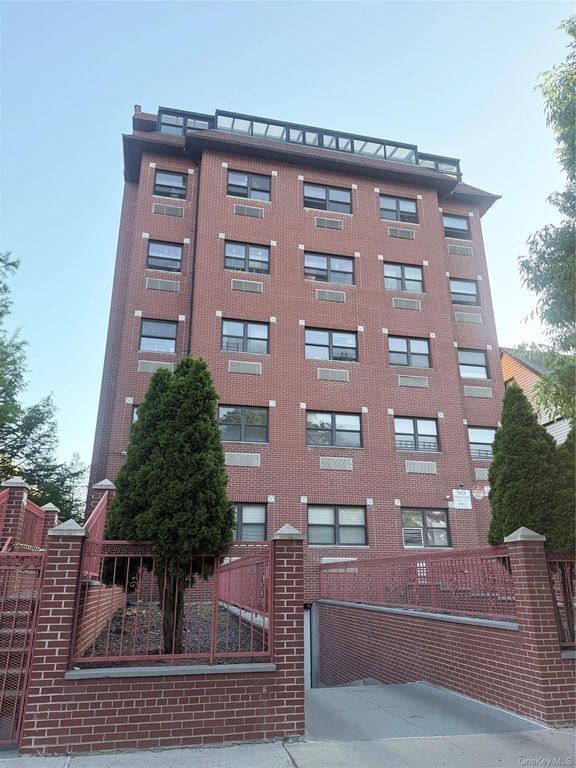 4606 88th Street 4G, Elmhurst, NY 11373