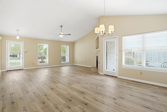 605 Drexel Drive, Grapevine, TX 76051