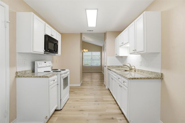 605 Drexel Drive, Grapevine, TX 76051