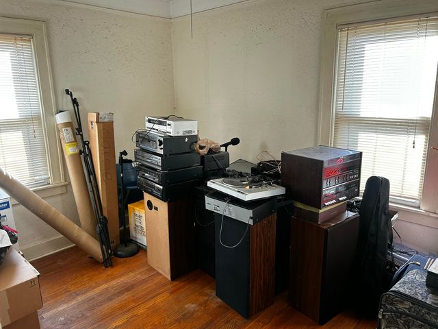 25115 Joy Road, Dearborn Heights City, MI 48127