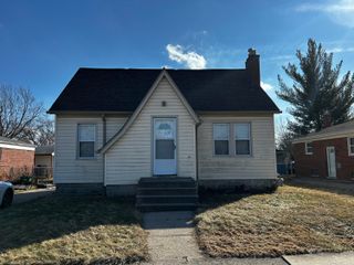 25115 Joy Road, Dearborn Heights City, MI 48127