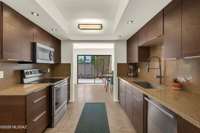 4550 E Camino De Oro, Tucson, AZ 85718