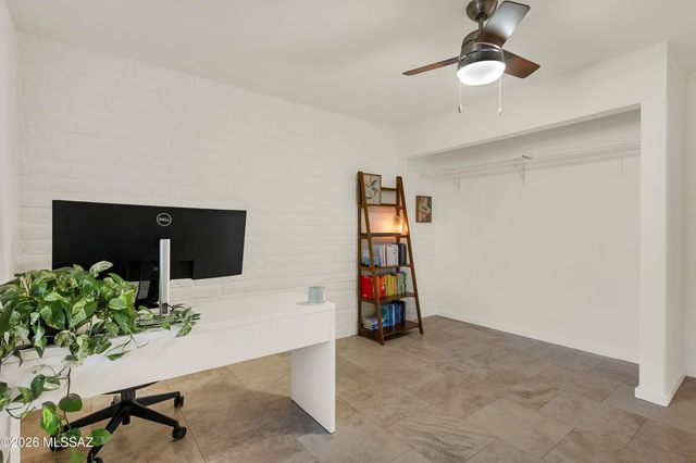 4550 E Camino De Oro, Tucson, AZ 85718