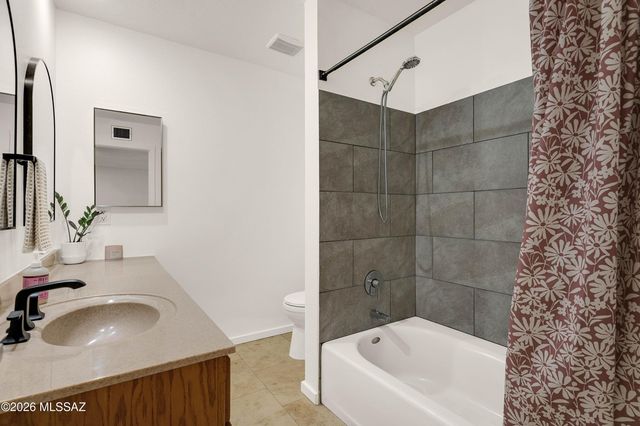 4550 E Camino De Oro, Tucson, AZ 85718