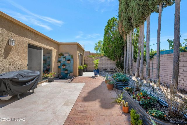 4550 E Camino De Oro, Tucson, AZ 85718