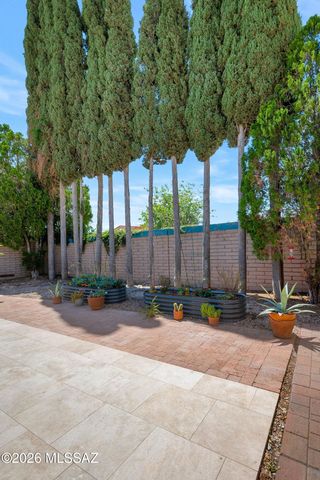 4550 E Camino De Oro, Tucson, AZ 85718