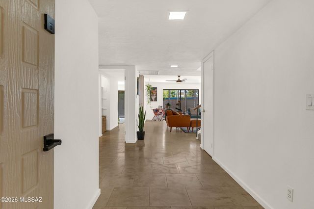4550 E Camino De Oro, Tucson, AZ 85718