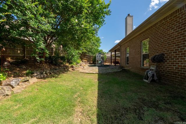 24 Longwell Loop, Little Rock, AR 72211