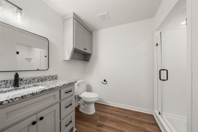 206 E Avenue G, Valley Mills, TX 76689