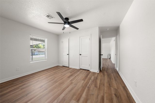 206 E Avenue G, Valley Mills, TX 76689