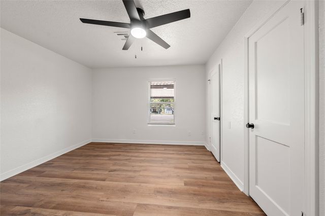 206 E Avenue G, Valley Mills, TX 76689