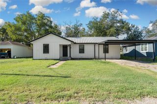 206 E Avenue G, Valley Mills, TX 76689