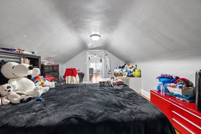 1803 S 59th Avenue, Cicero, IL 60804