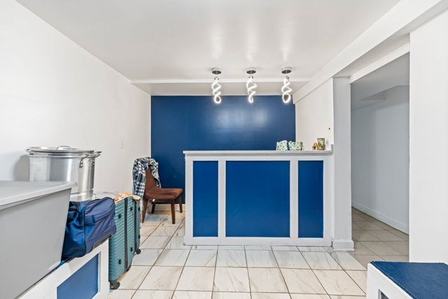 1803 S 59th Avenue, Cicero, IL 60804