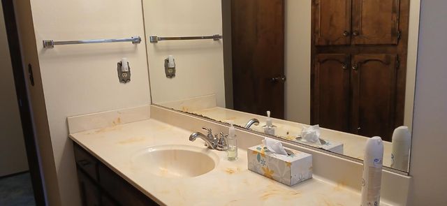 831 Homewood Dr, Yuba City, CA 95991
