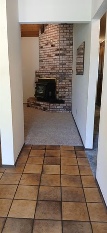 831 Homewood Dr, Yuba City, CA 95991