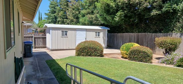 831 Homewood Dr, Yuba City, CA 95991