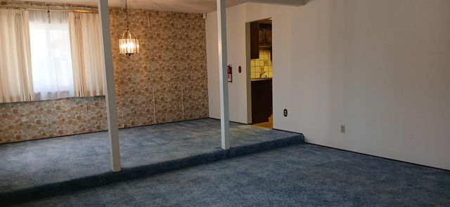 831 Homewood Dr, Yuba City, CA 95991