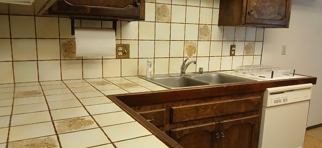 831 Homewood Dr, Yuba City, CA 95991