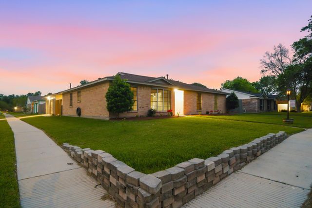 10503 Raydell Drive, Houston, TX 77031