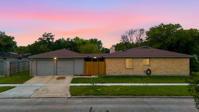 10503 Raydell Drive, Houston, TX 77031