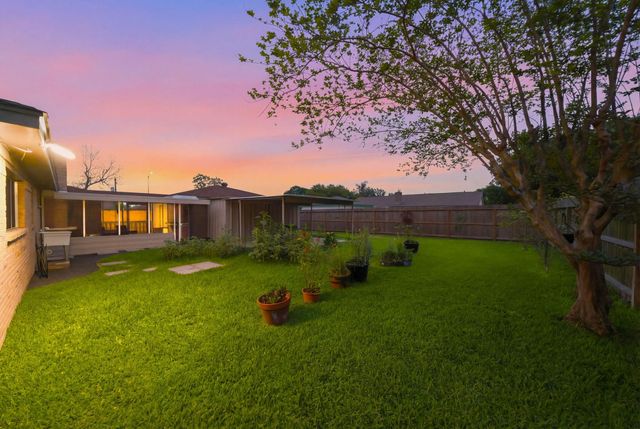 10503 Raydell Drive, Houston, TX 77031