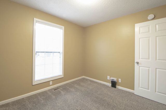 2630 Del Ray Drive, Clarksville, TN 37040