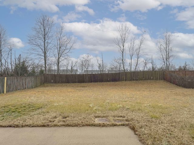 2630 Del Ray Drive, Clarksville, TN 37040