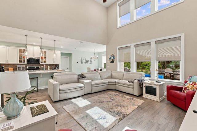 718 Hickman St., Surfside Beach, SC 29575