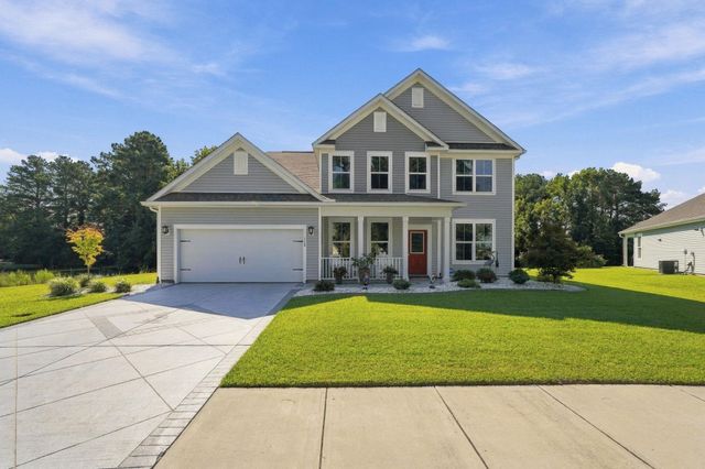 718 Hickman St., Surfside Beach, SC 29575