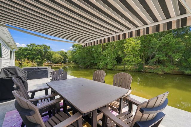 718 Hickman St., Surfside Beach, SC 29575