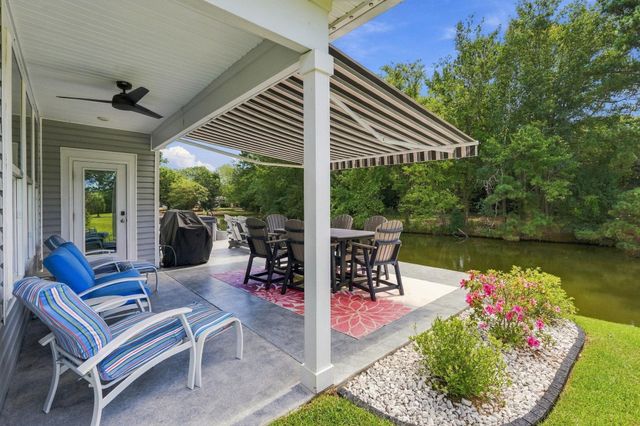 718 Hickman St., Surfside Beach, SC 29575