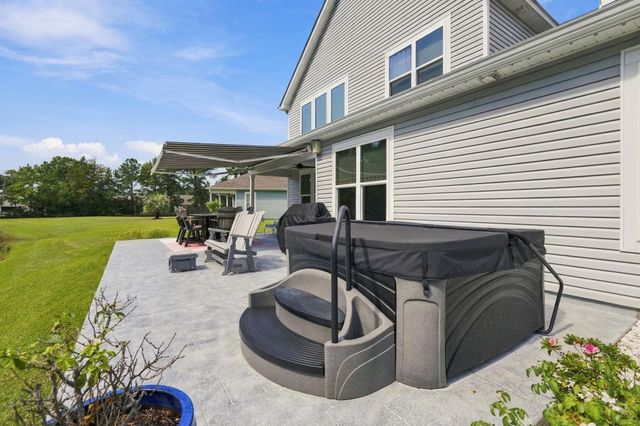 718 Hickman St., Surfside Beach, SC 29575