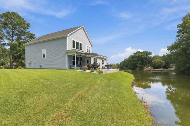 718 Hickman St., Surfside Beach, SC 29575