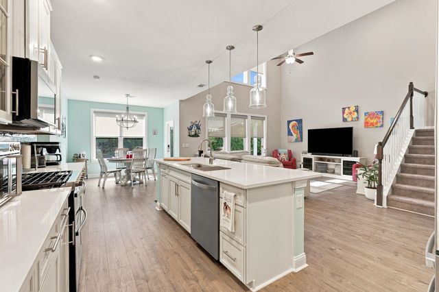 718 Hickman St., Surfside Beach, SC 29575