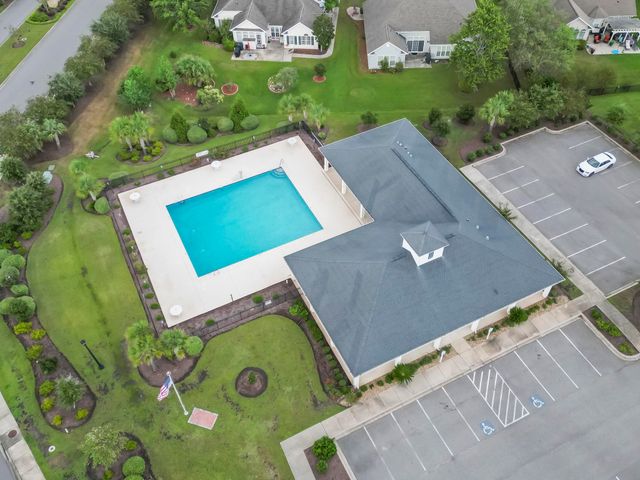 718 Hickman St., Surfside Beach, SC 29575