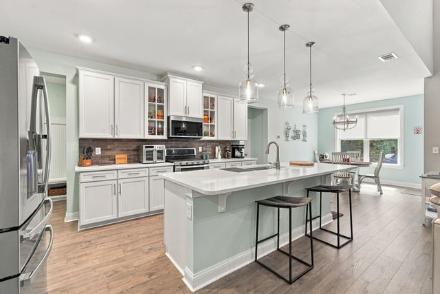 718 Hickman St., Surfside Beach, SC 29575