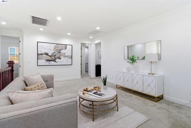 2812 Mount Dana Dr, Dublin, CA 94568