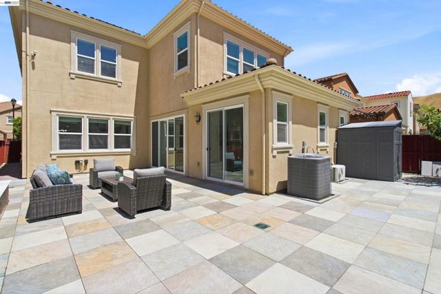 2812 Mount Dana Dr, Dublin, CA 94568