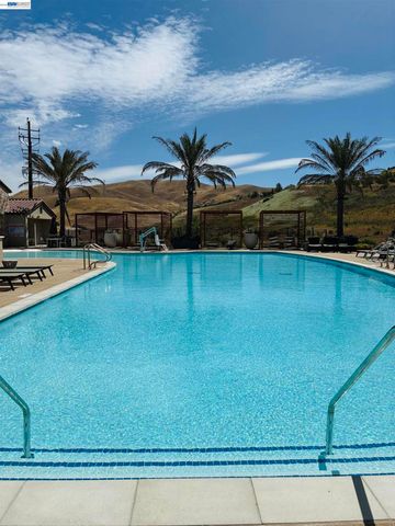 2812 Mount Dana Dr, Dublin, CA 94568
