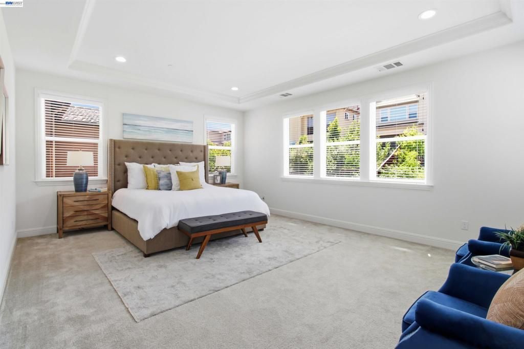 Image 25 of property listing at 2812 Mount Dana Dr, Dublin, CA 94568