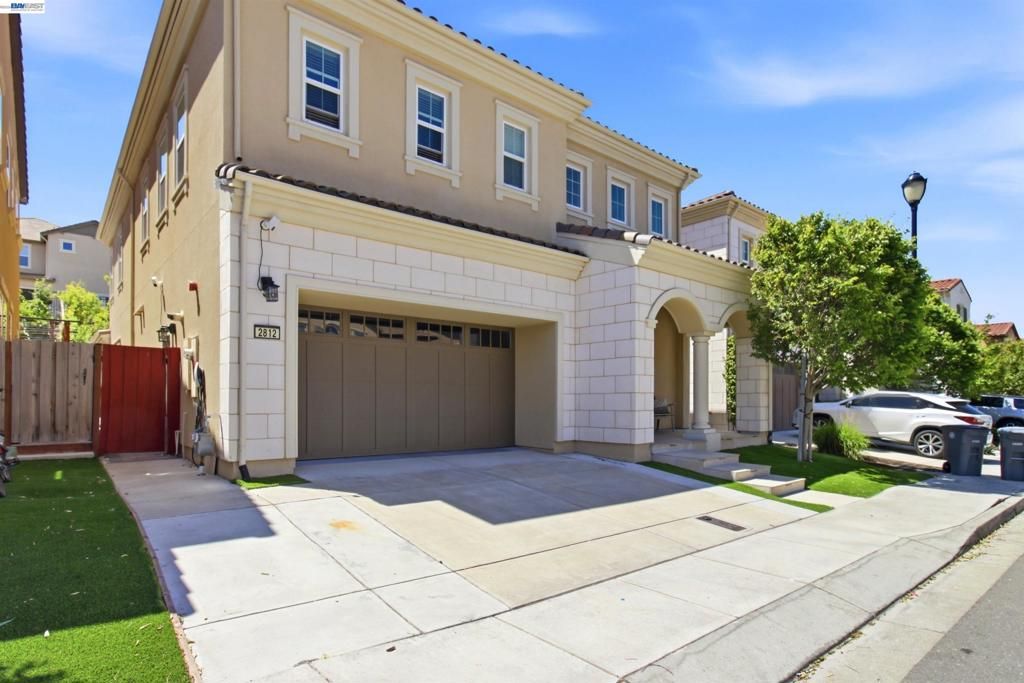 Image 3 of property listing at 2812 Mount Dana Dr, Dublin, CA 94568