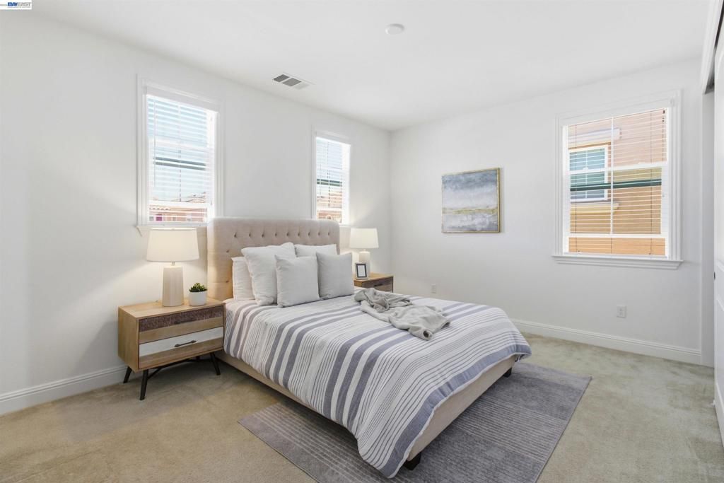 Image 31 of property listing at 2812 Mount Dana Dr, Dublin, CA 94568