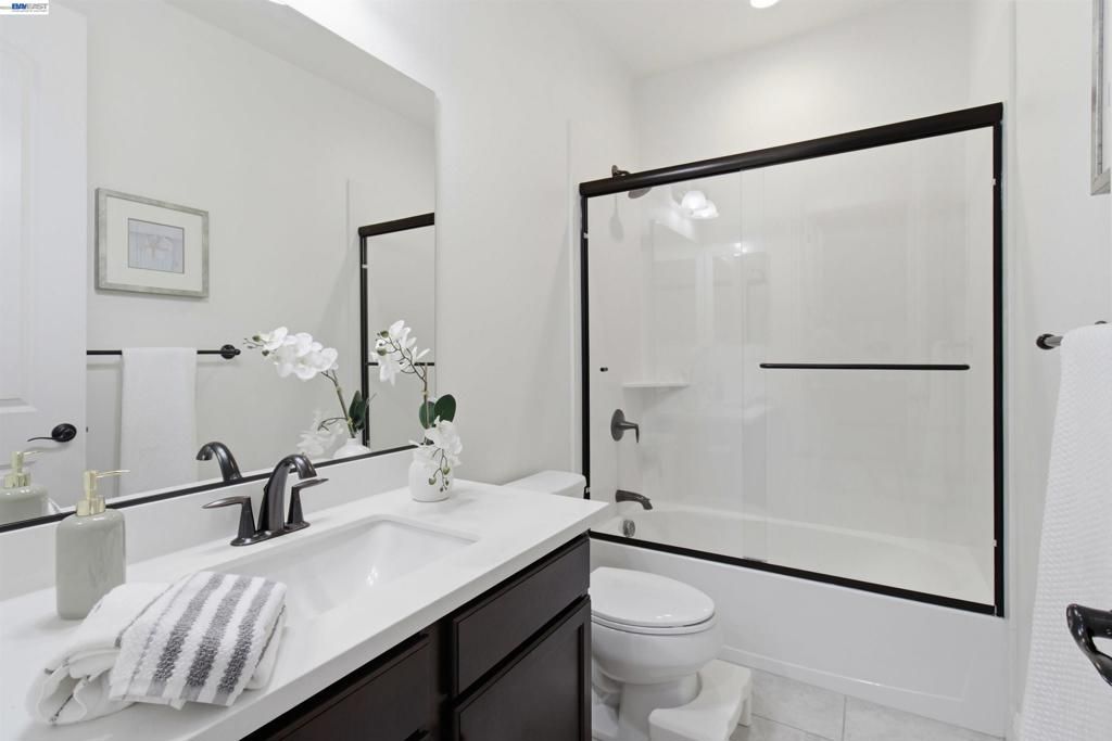 Image 37 of property listing at 2812 Mount Dana Dr, Dublin, CA 94568