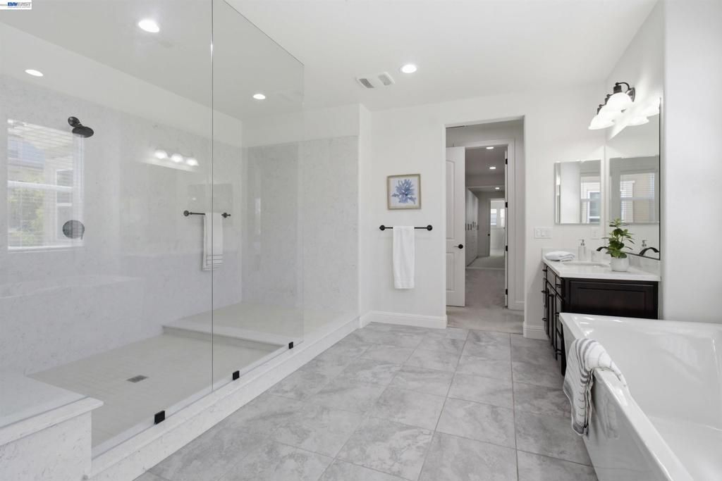 Image 44 of property listing at 2812 Mount Dana Dr, Dublin, CA 94568