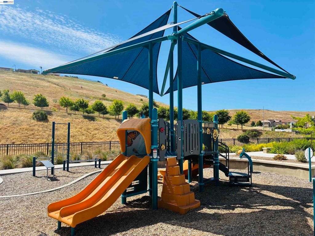 Image 53 of property listing at 2812 Mount Dana Dr, Dublin, CA 94568